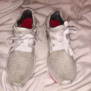 Edge lux adidas shoe